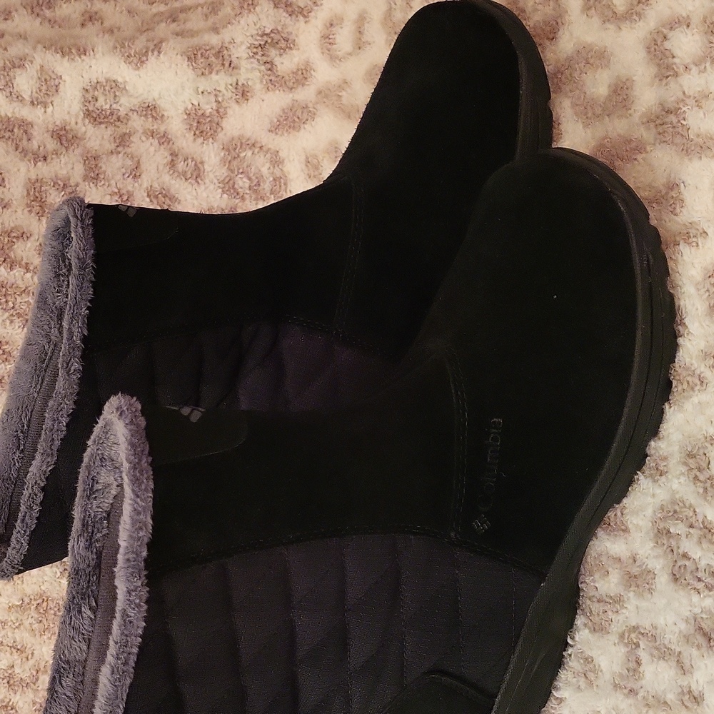 Columbia Women's Black Winter & Rain Boots - Size 8.5 (tag says 9)